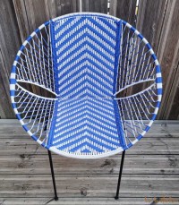 Chaise de jardin bleu électrique et blanc motif chevron