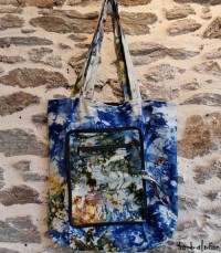 Tote bag pliable tie and dye